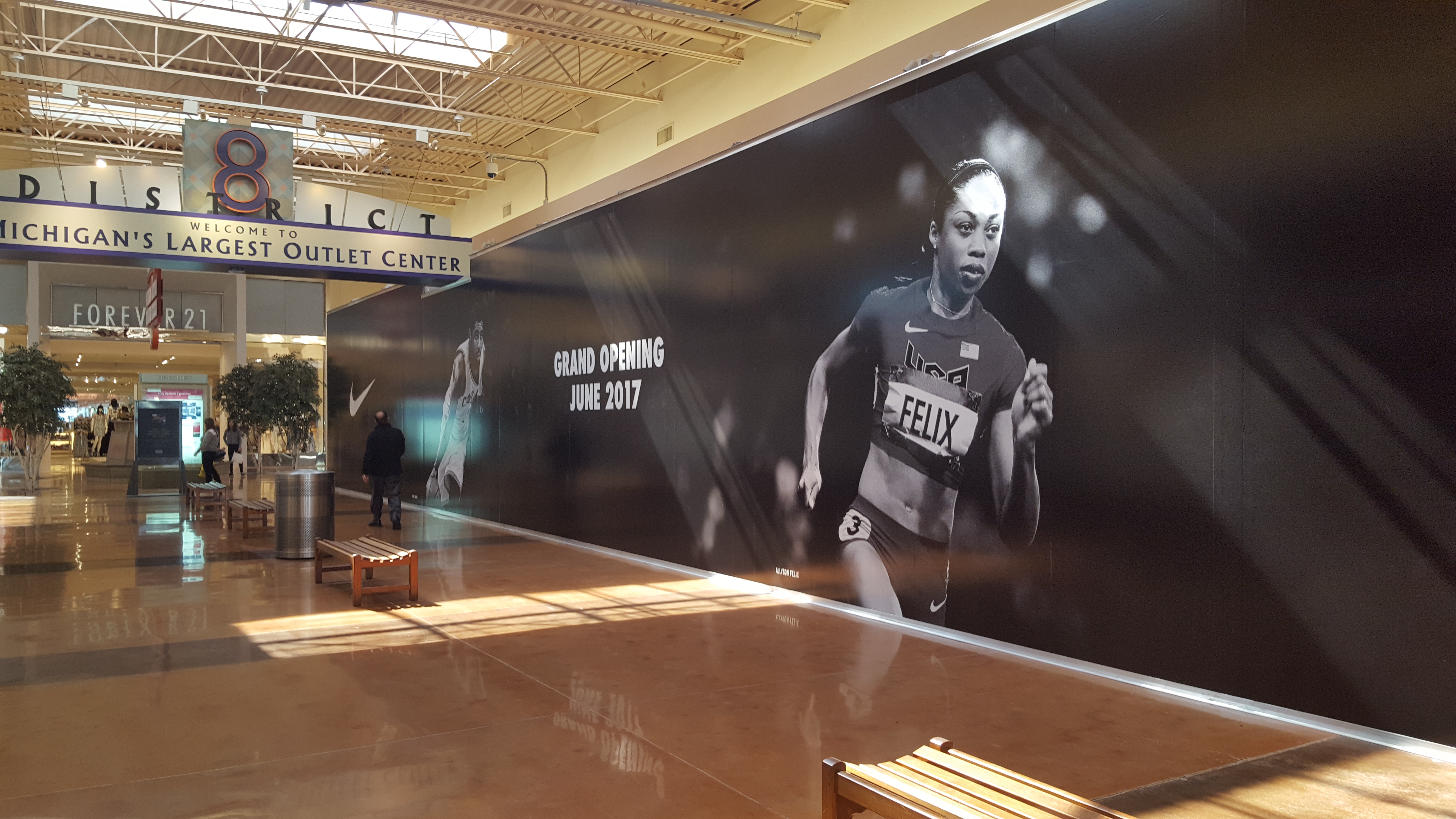 great lakes crossing new nike store